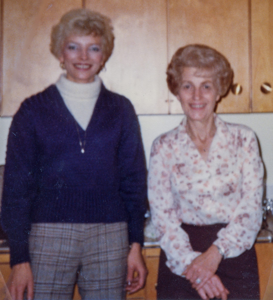 Joyce Yost and sister Dorothy Dial